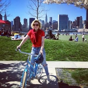 Meet your Posher, Linzi